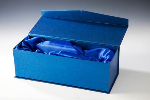 blaue Geschenkbox